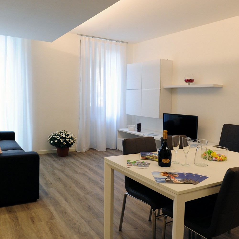 Appartamenti-Holiday apartments Rivappartamenti in Riva del Garda